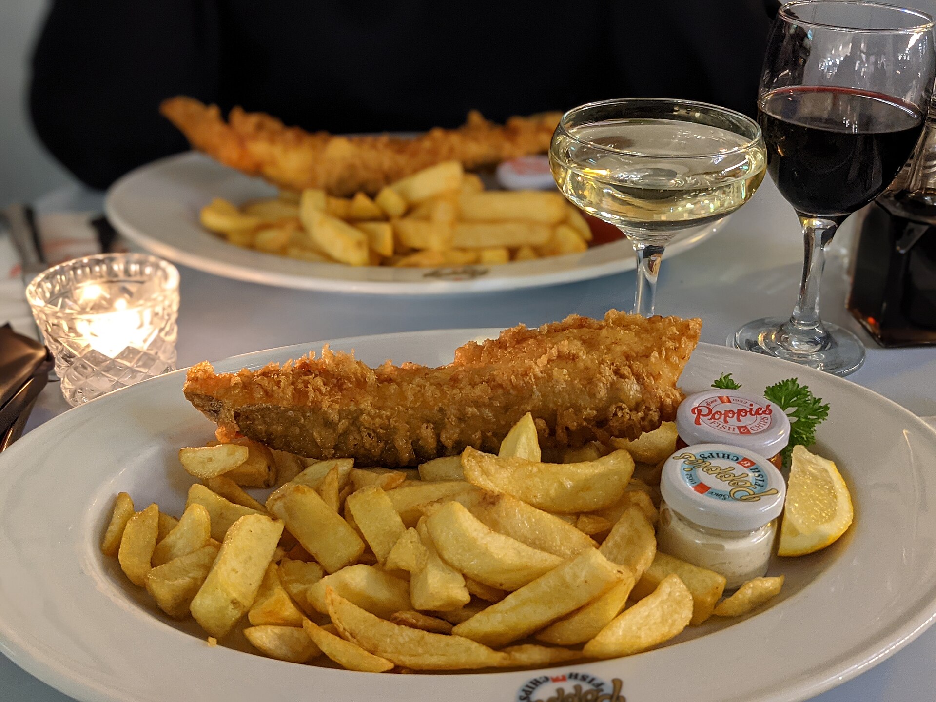 A classic London food scene