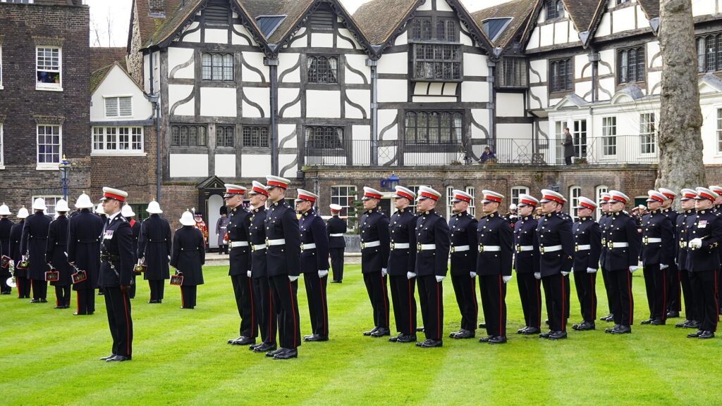 The Ancient Ceremony That Has Happened Every Night in London for 700 Years