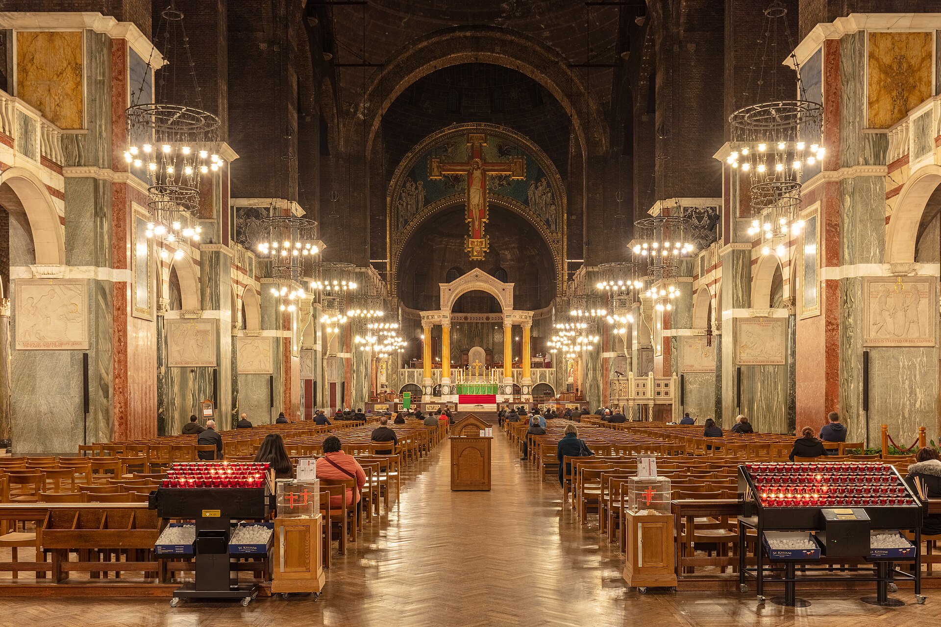 The Free London Cathedral That Puts Westminster Abbey’s Queue to Shame