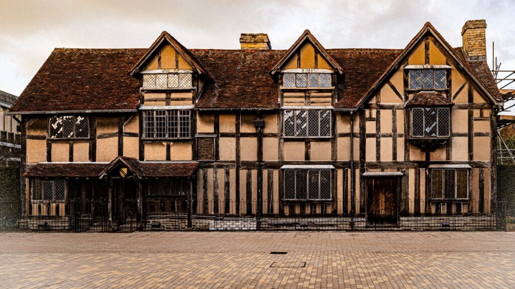 Shakespeare's London: Walking Bankside, the Globe Theatre, and the City He Called Home