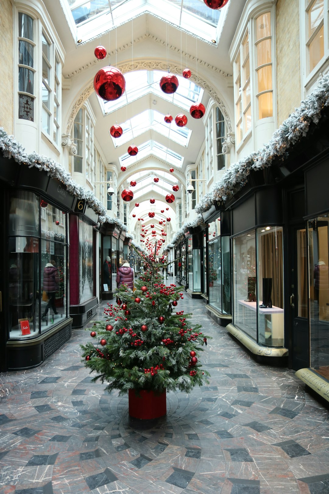 Burlington Arcade London: Visitor Guide to Mayfair (2026)