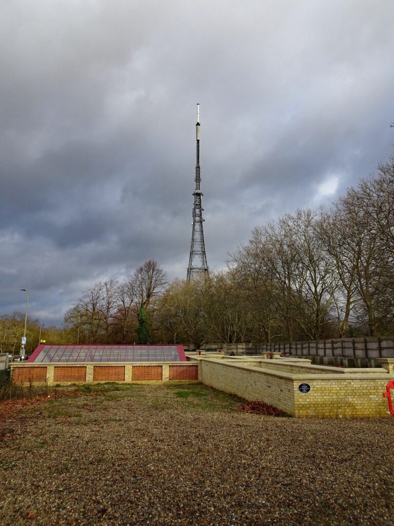 The Crystal Palace Subway entrance on Crystal Palace Parade, with the transmitter mast behind.